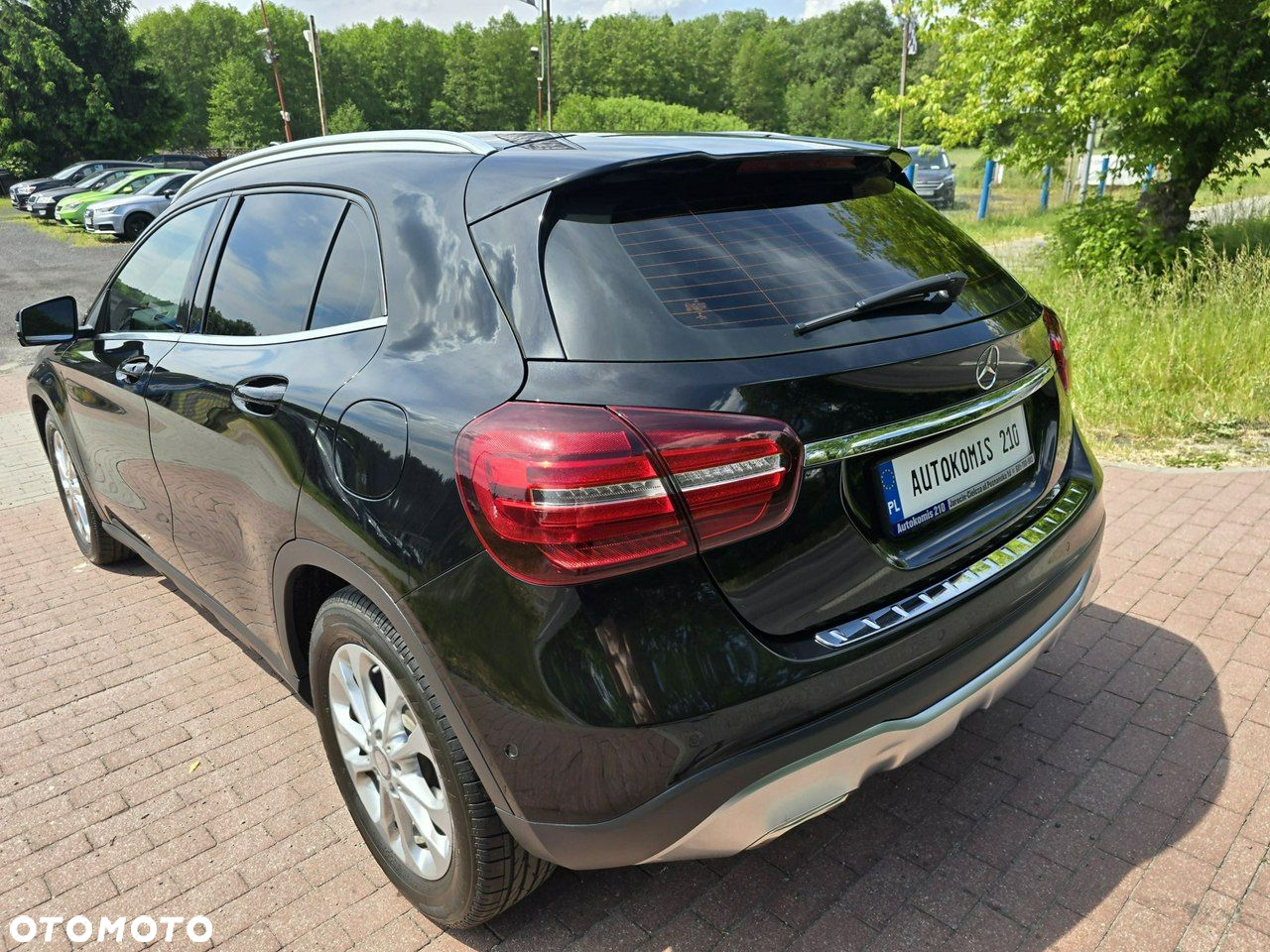 Mercedes-Benz GLA - 6
