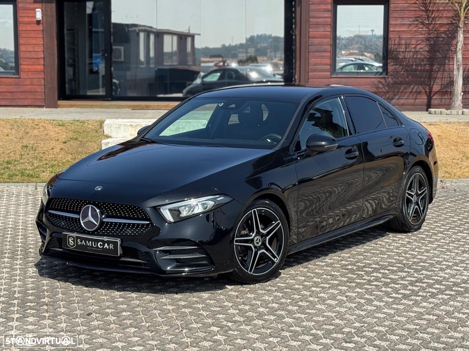 Mercedes-Benz A 180 Limousine d AMG Line Aut. - 1