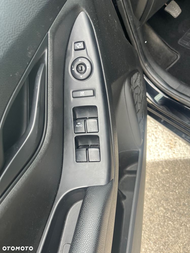 Hyundai ix20 1.6 CRDi blue Classic - 14