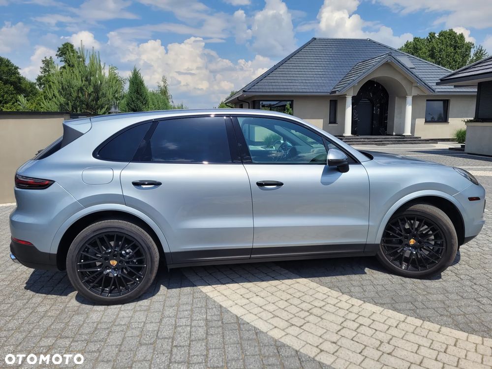Porsche Cayenne - 3