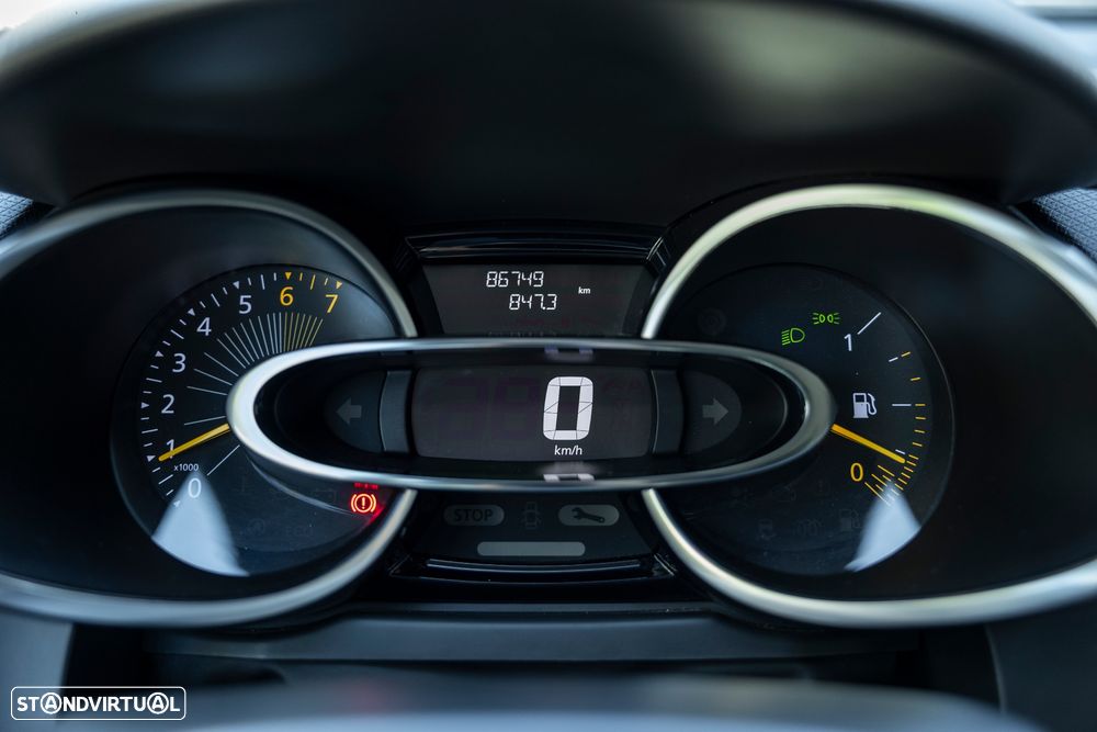 Renault Clio Sport Tourer 0.9 TCE Dynamique S - 8