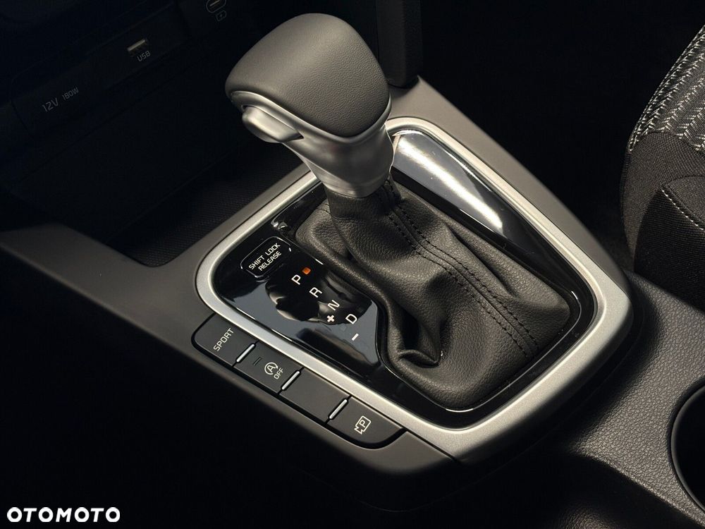 Kia XCeed - 11
