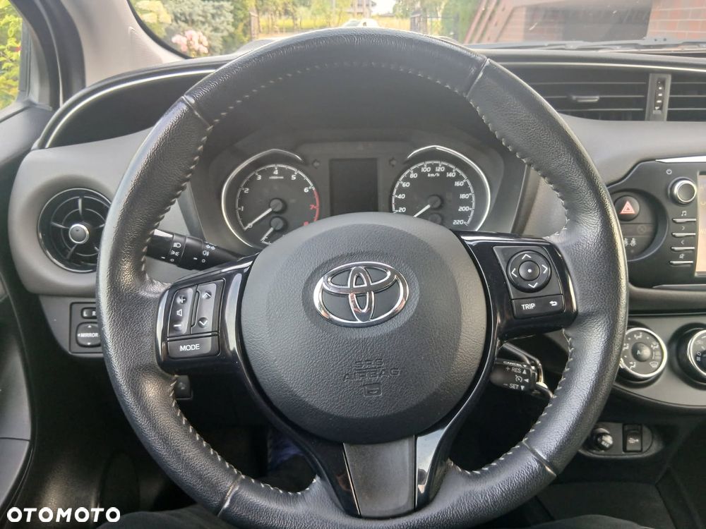 Toyota Yaris 1.5 Selection - 14