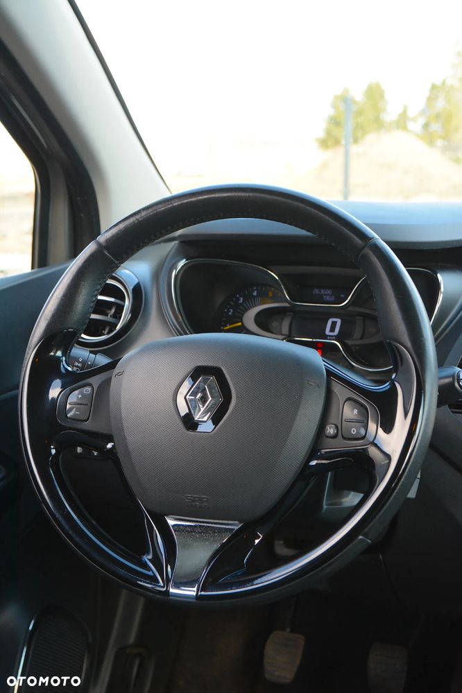 Renault Captur - 19