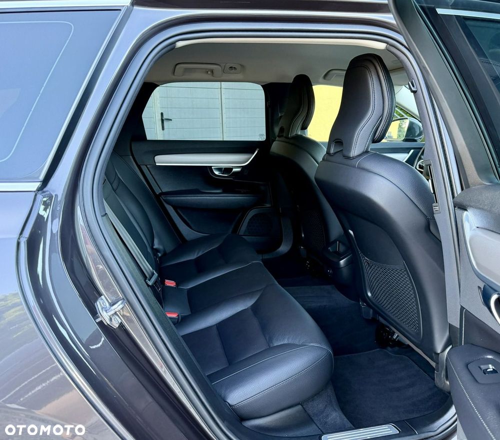Volvo V90 B4 B Momentum Pro - 12