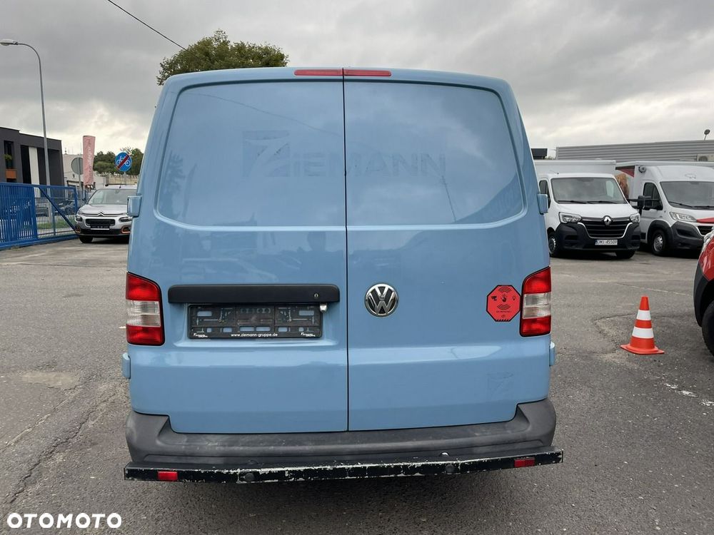Volkswagen Transporter - 22