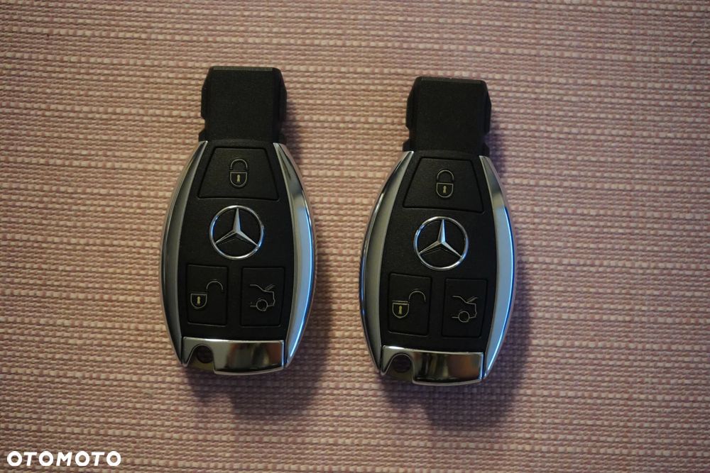 Mercedes-Benz CLS 350 BlueEff - 40
