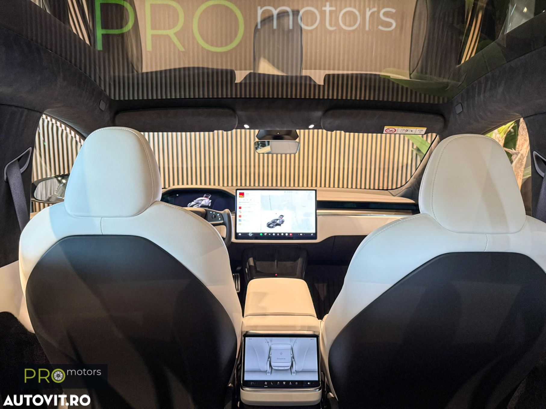 Tesla Model S Plaid - 14
