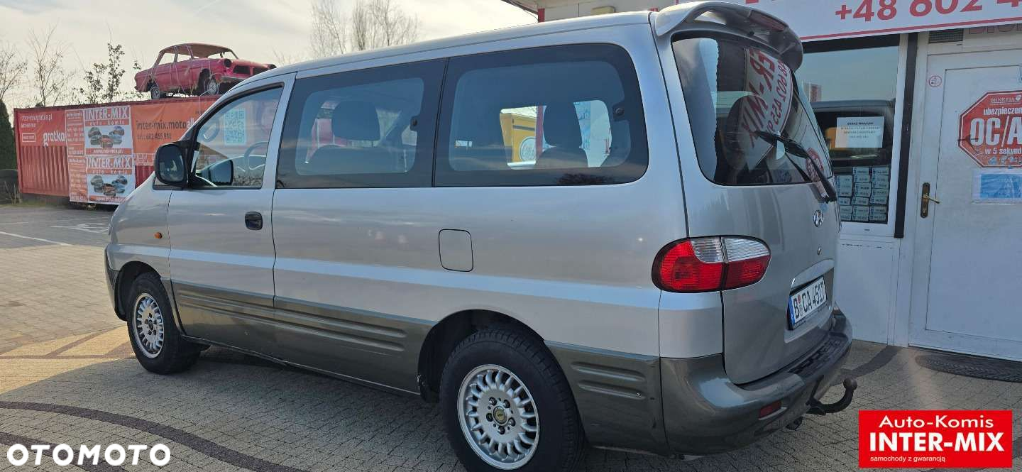 Hyundai H-1 - 7