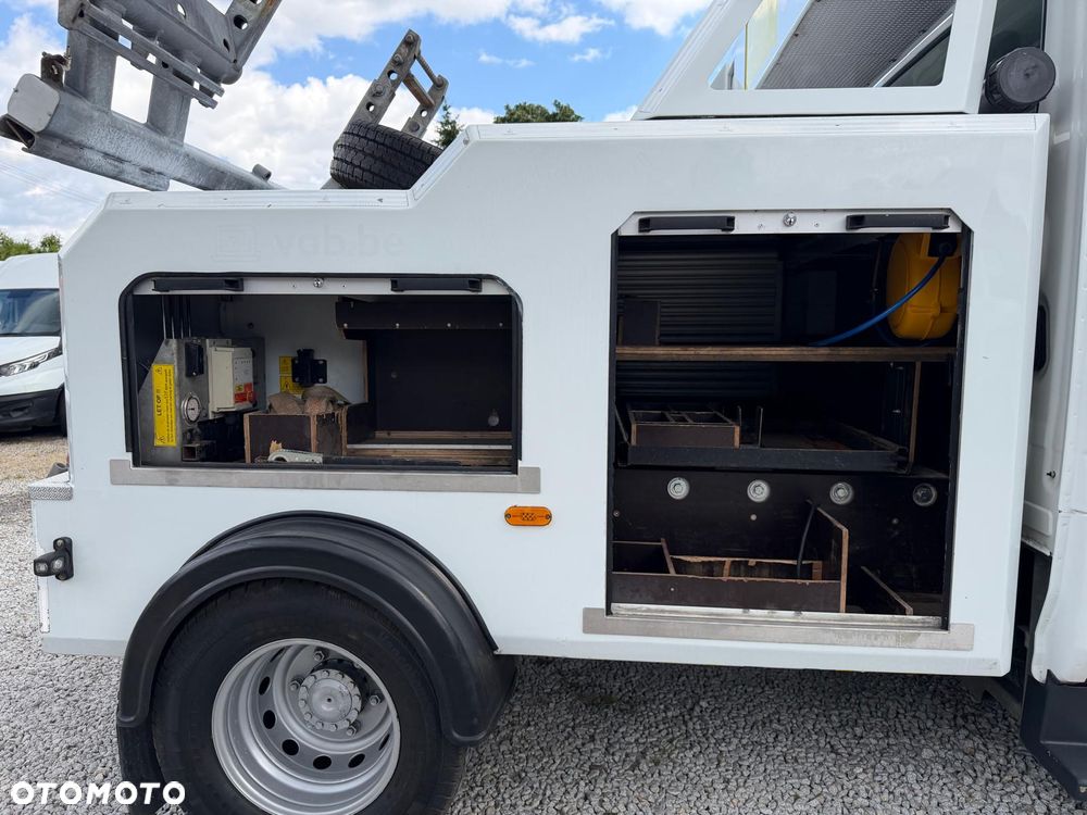 Iveco Daily 70C18 Hi-Matic Pomoc drogowa Holownik 2019r - 10