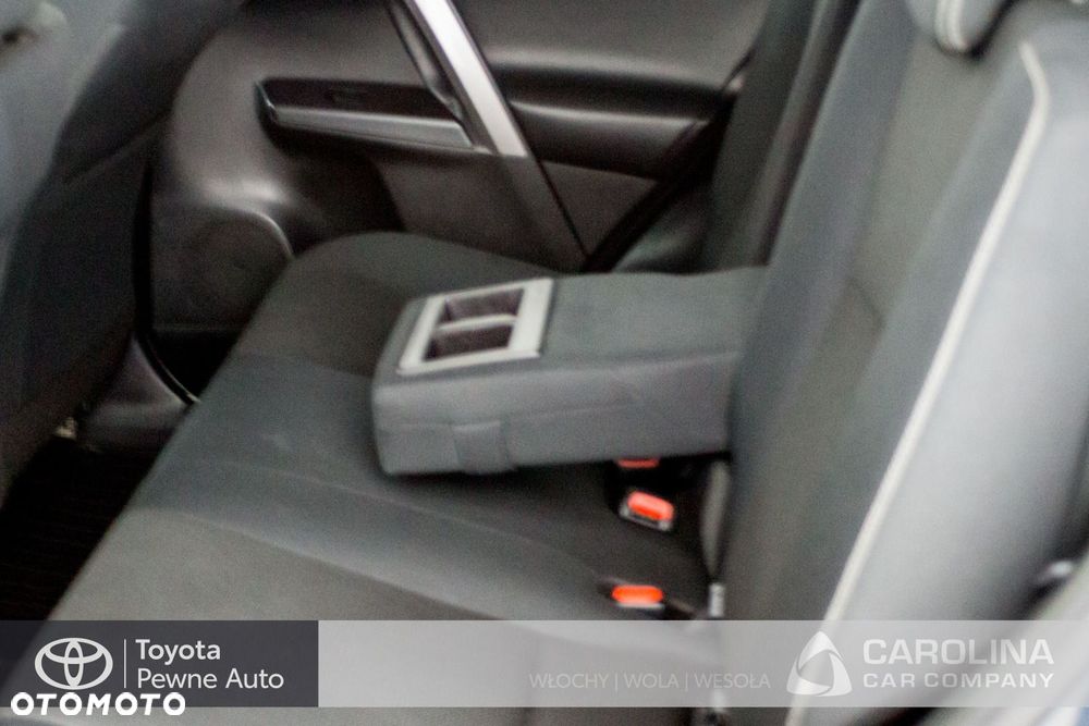 Toyota RAV4 - 9