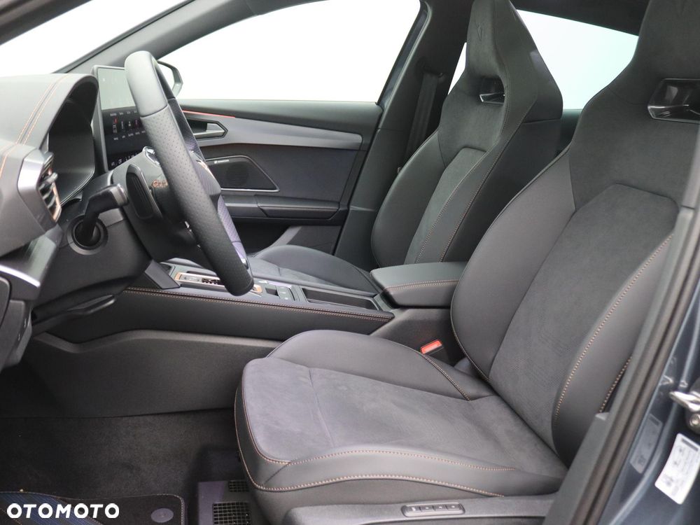 Cupra Formentor 1.5 e-Hybrid DSG VZ - 4