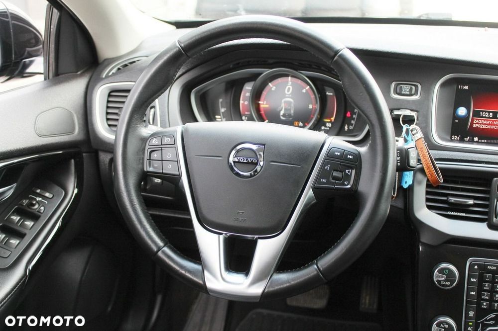 Volvo V40 D3 Geartronic Kinetic - 13