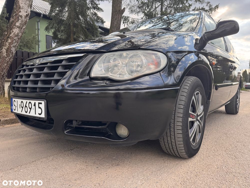 Chrysler Grand Voyager 3.3 LX - 2
