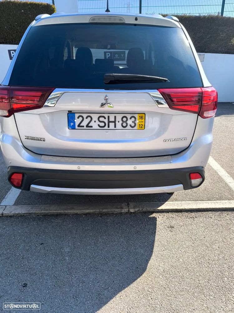 Mitsubishi Outlander 2.2 DI-D Instyle Navi - 7