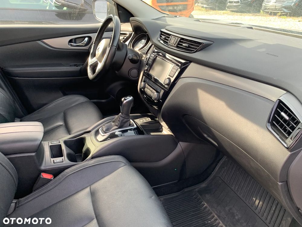 Nissan Qashqai - 14