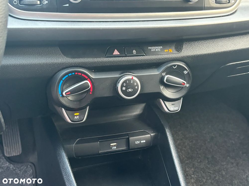 Kia Rio 1.2 M - 27