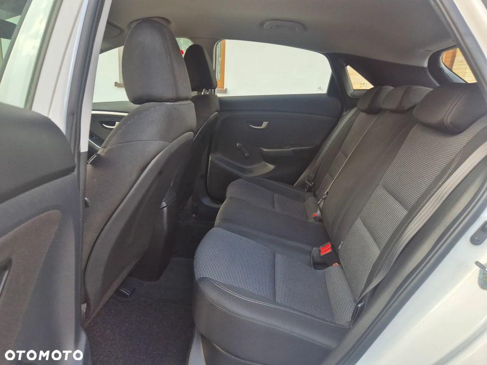 Hyundai i30 1.4 Trend - 20