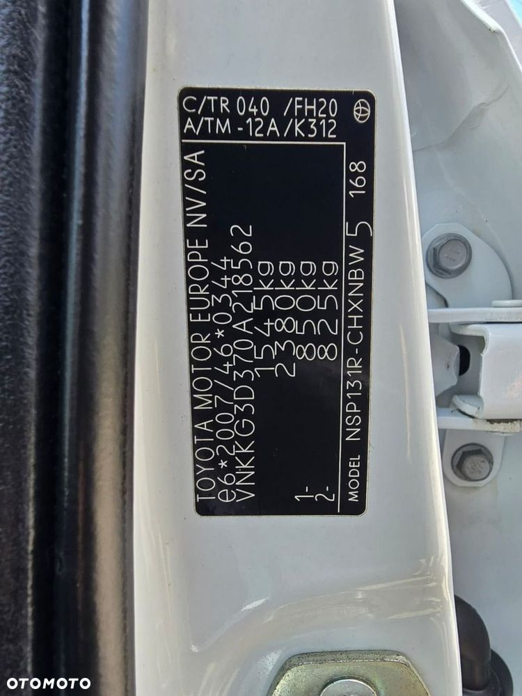 Toyota Yaris - 21