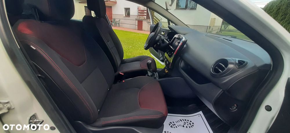 Renault Clio - 28