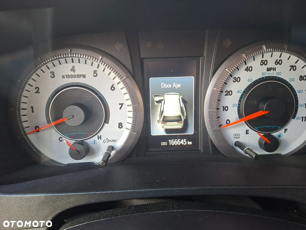 Toyota Sienna 3.5 V6 - 19