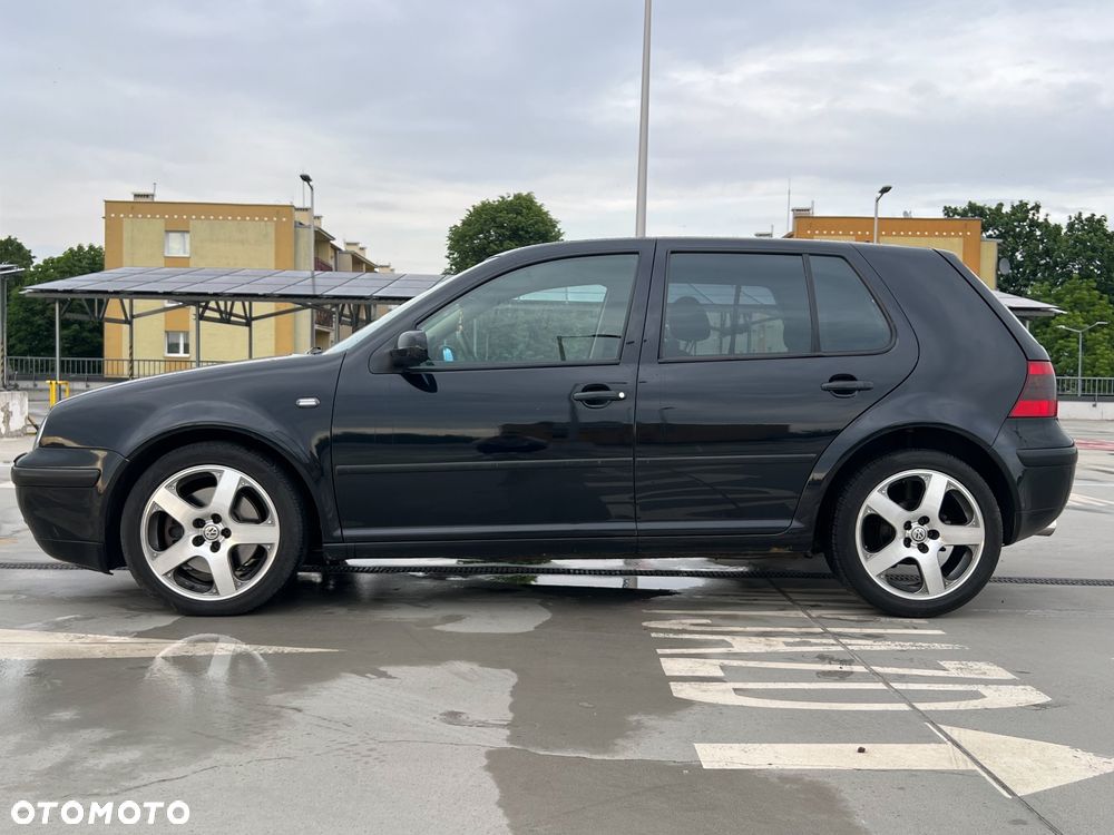 Volkswagen Golf - 3