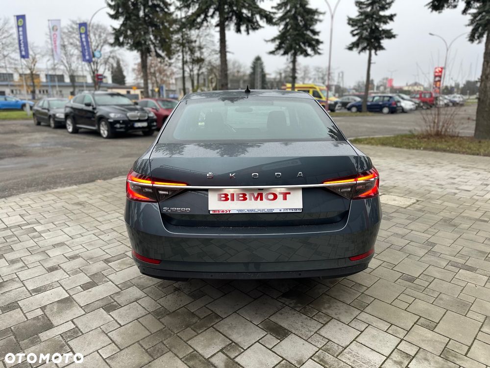 Skoda Superb 1.5 TSI Style DSG - 4