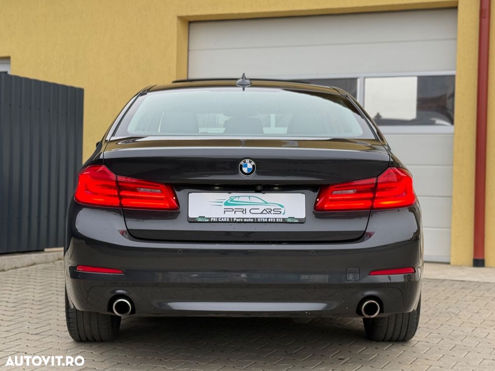 BMW Seria 5 530d xDrive Aut. - 34