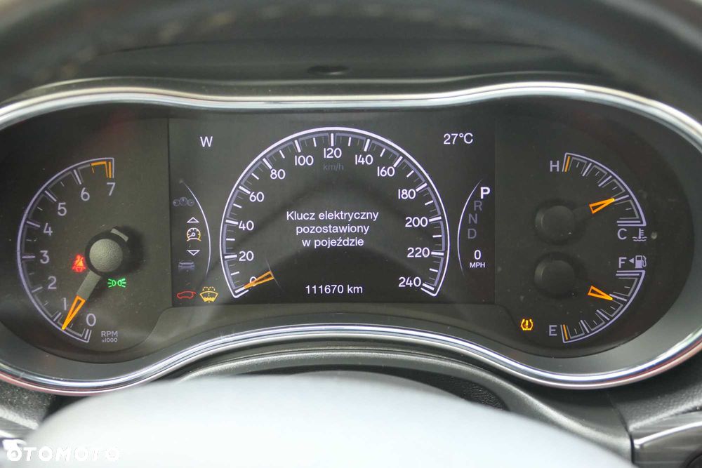 Jeep Grand Cherokee - 8