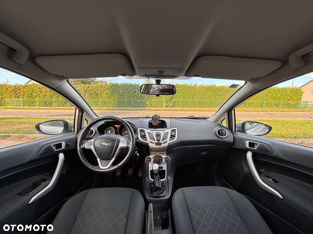 Ford Fiesta 1.25 Ambiente - 5