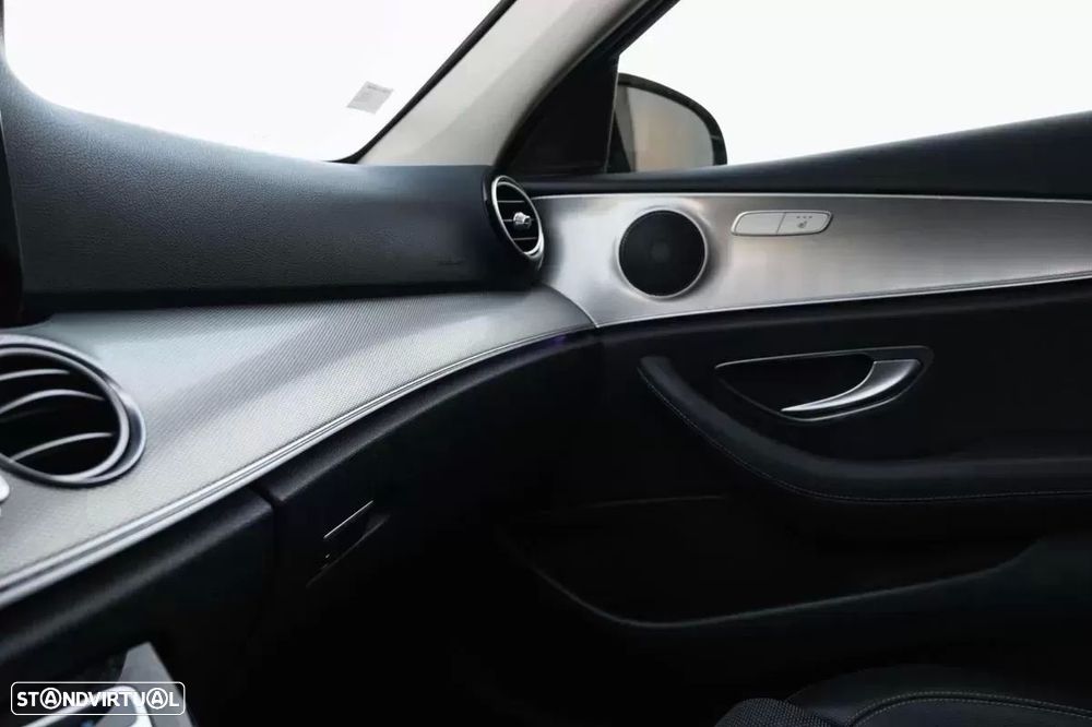 Mercedes-Benz E 220 - 13