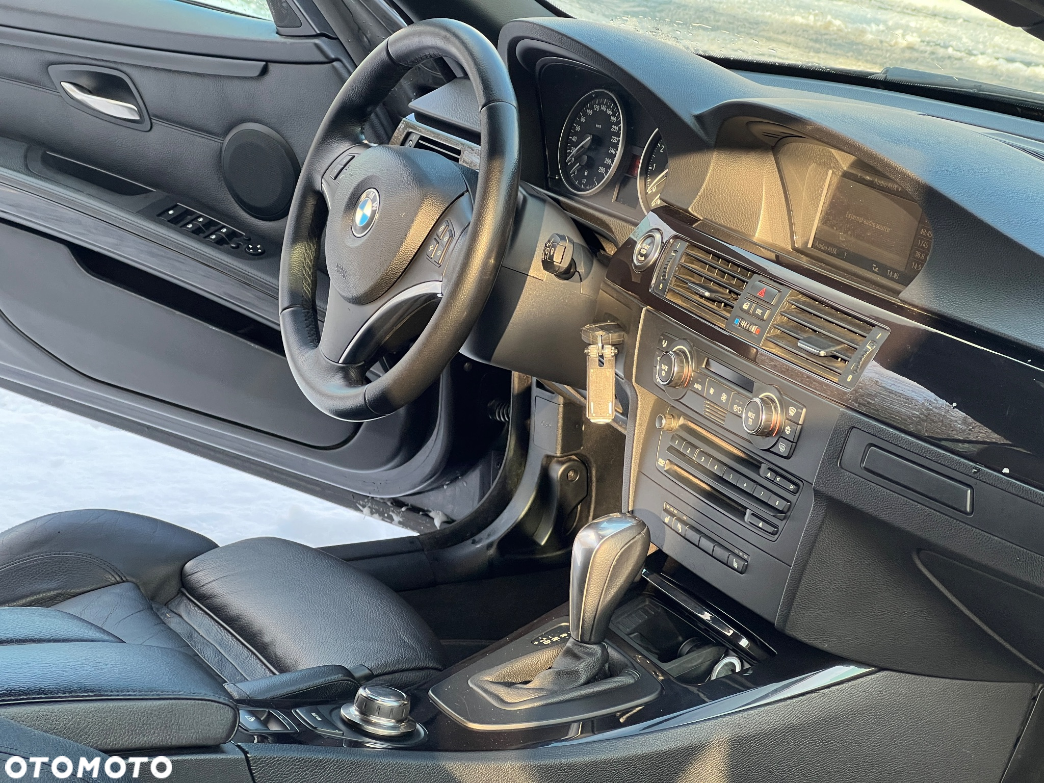 BMW Seria 3 335i Cabrio - 11