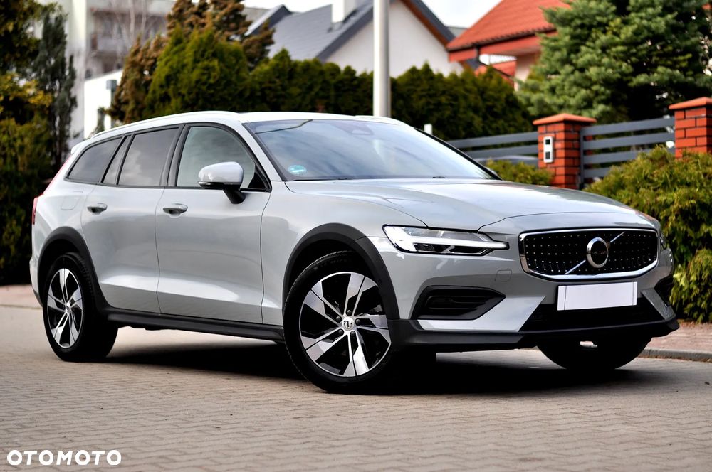 Volvo V60 Cross Country B4 D AWD Plus - 10