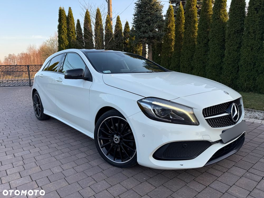 Mercedes-Benz Klasa A 220 4-Matic AMG Line - 35