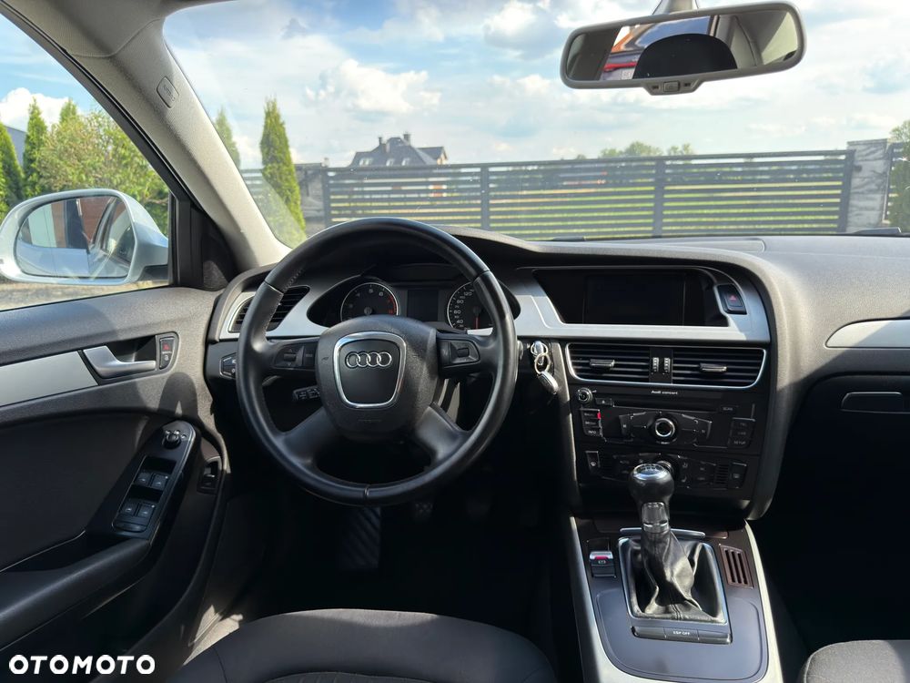 Audi A4 Limousine 1.8 TFSI Attraction - 35
