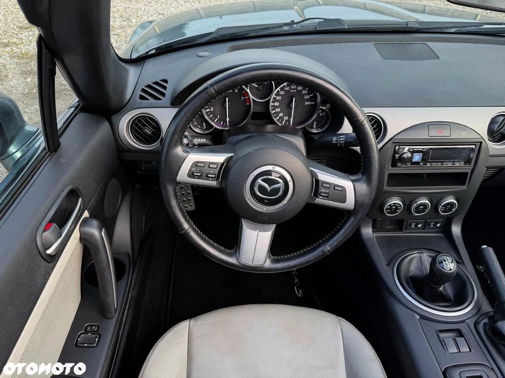 Mazda MX-5 - 32