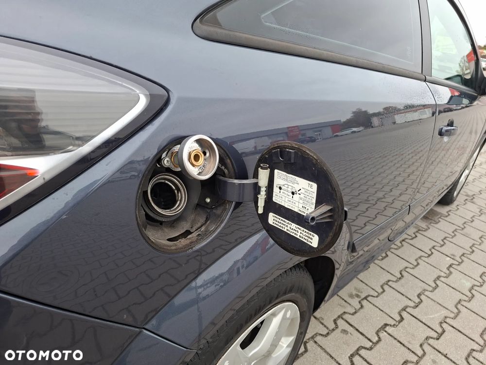 Opel Astra 2.0 T Sport - 18