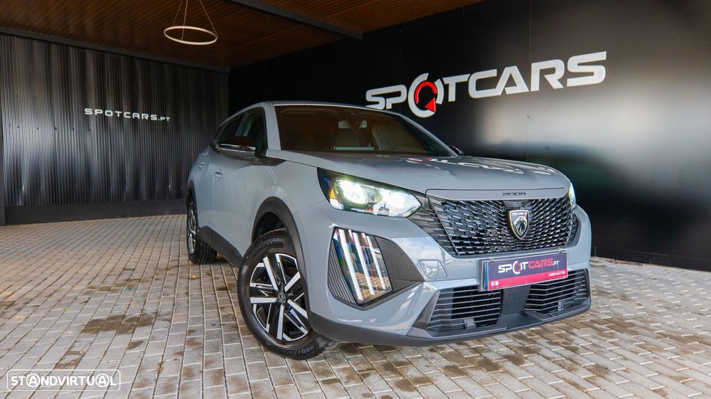 Peugeot 2008 1.2 PureTech Active Pack - 1