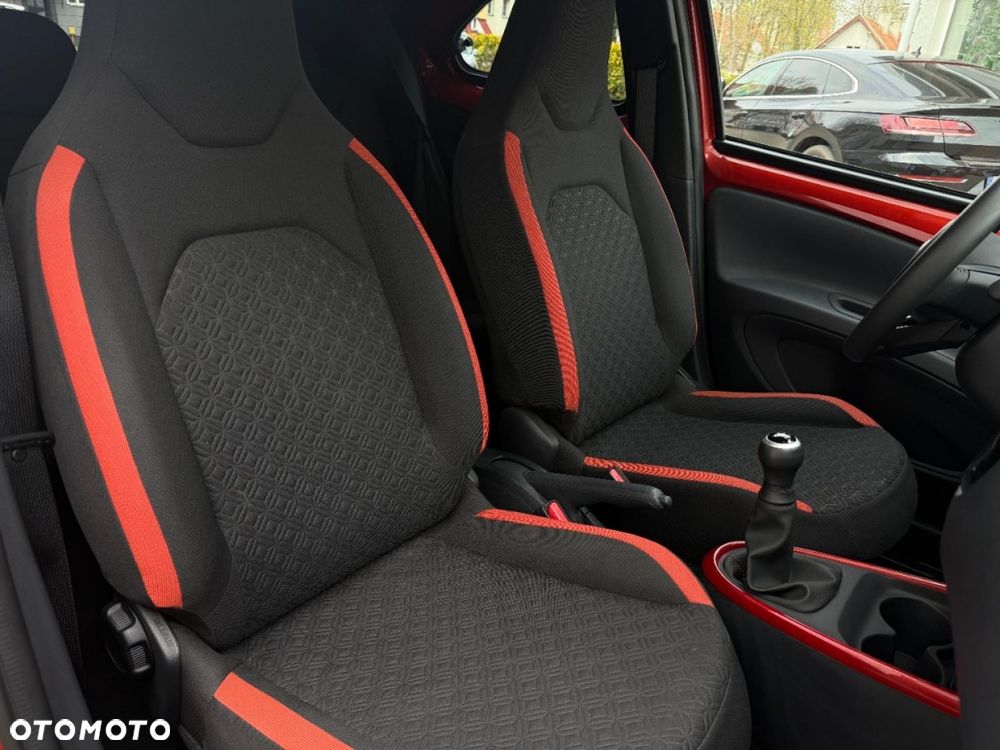 Toyota Aygo X 1.0 VVT-i Selection X-treme - 30