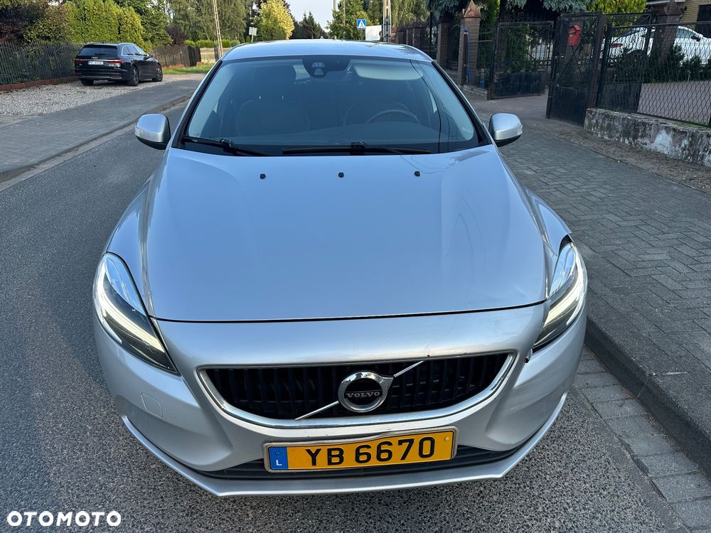 Volvo V40 - 2