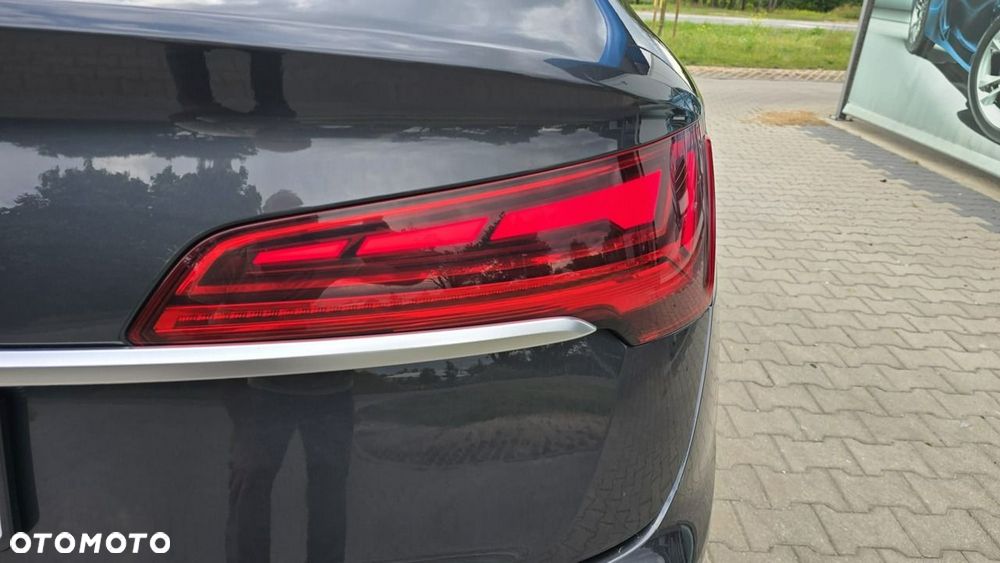 Audi Q5 Sportback - 16