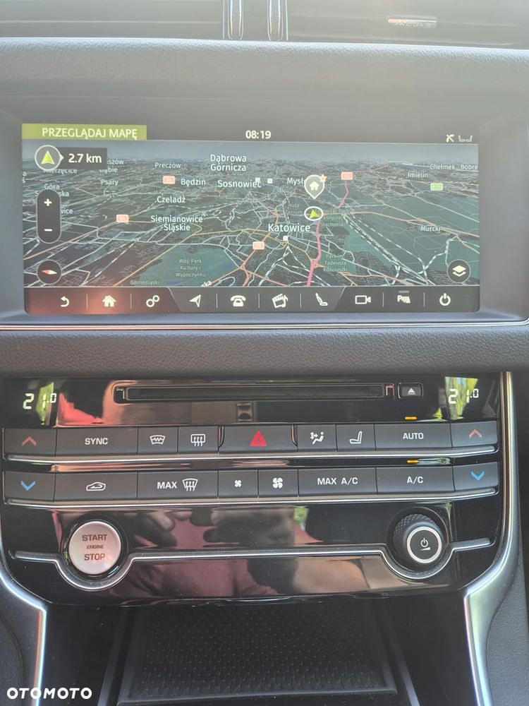 Jaguar XF 2.0 T Prestige - 35