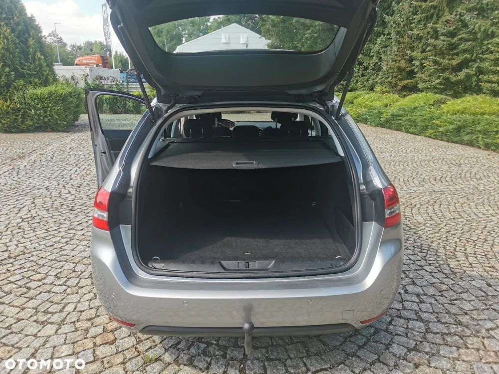 Peugeot 308 BlueHDi FAP 150 Stop & Start Allure - 11