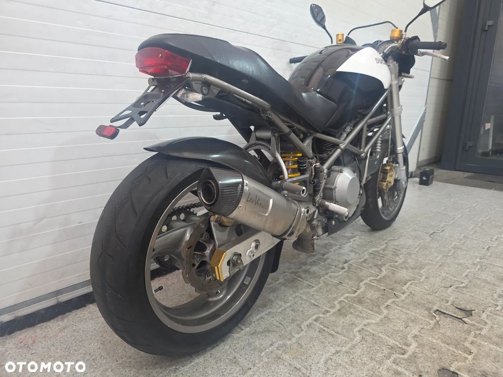 Ducati Monster - 18