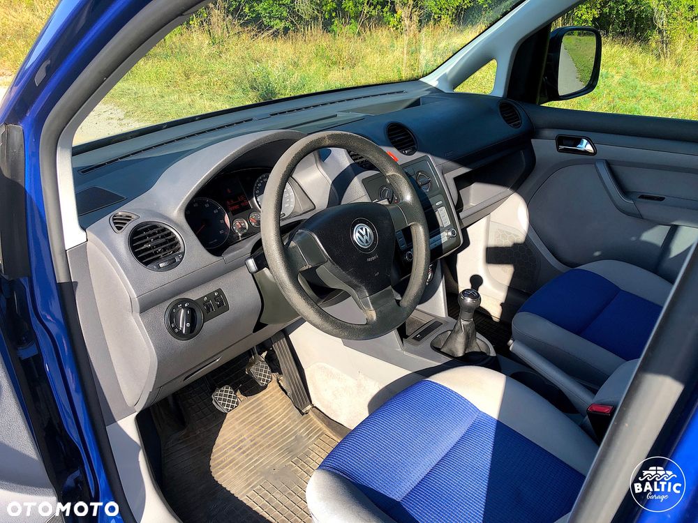 Volkswagen Caddy 1.6 Life Colour Concept - 11