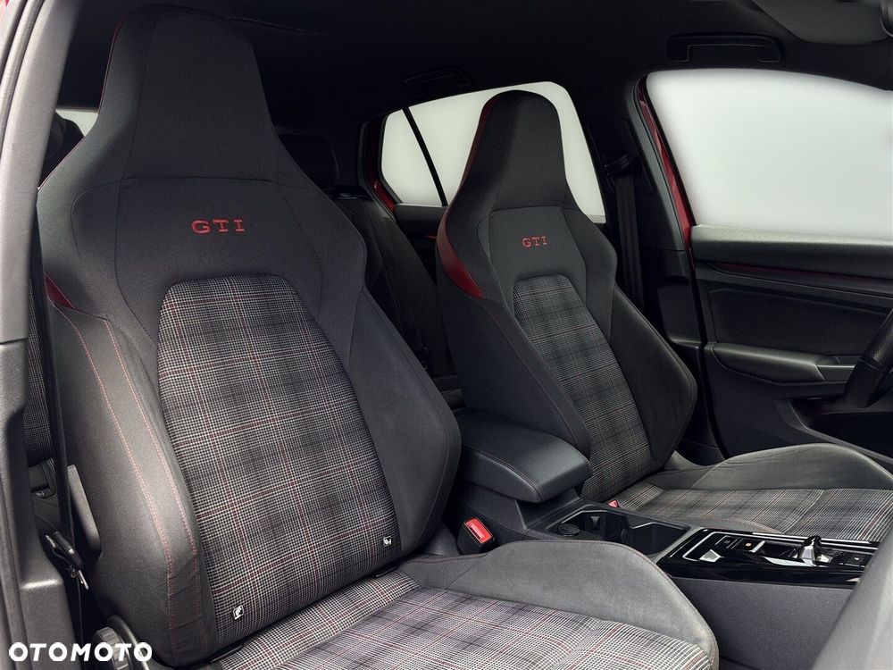 Volkswagen Golf 2.0 TSI GTI DSG - 26