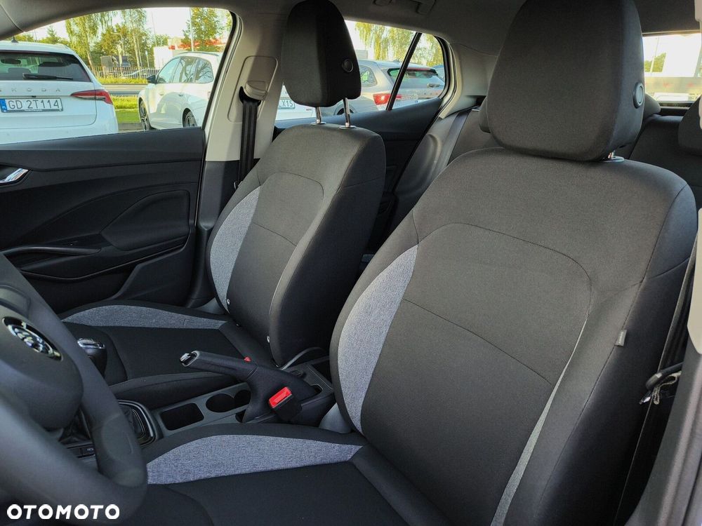 Skoda Fabia 1.0 Active - 11