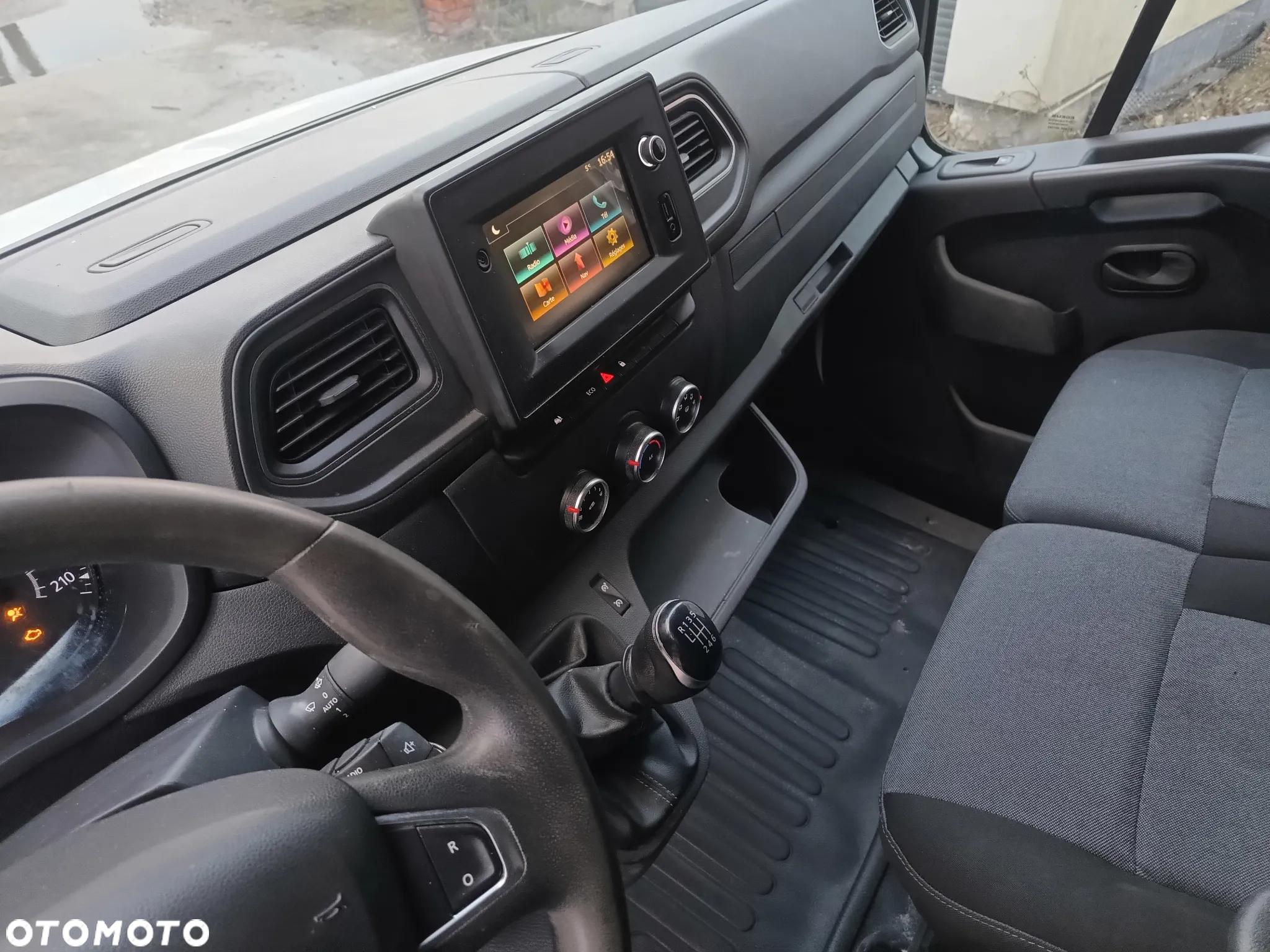 Renault Master - 18