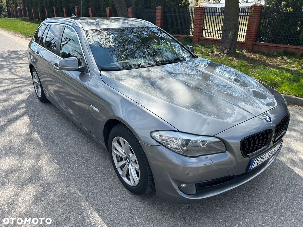 BMW Seria 5 520d - 23