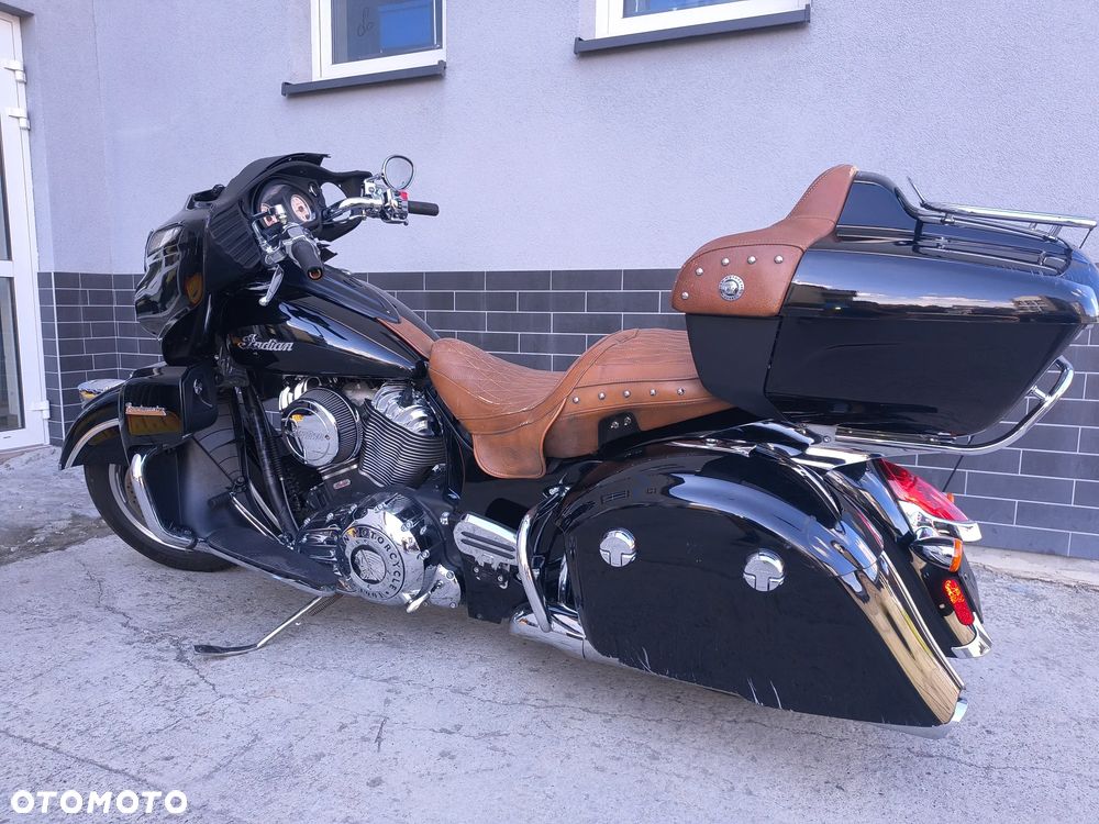 Indian Roadmaster - 3